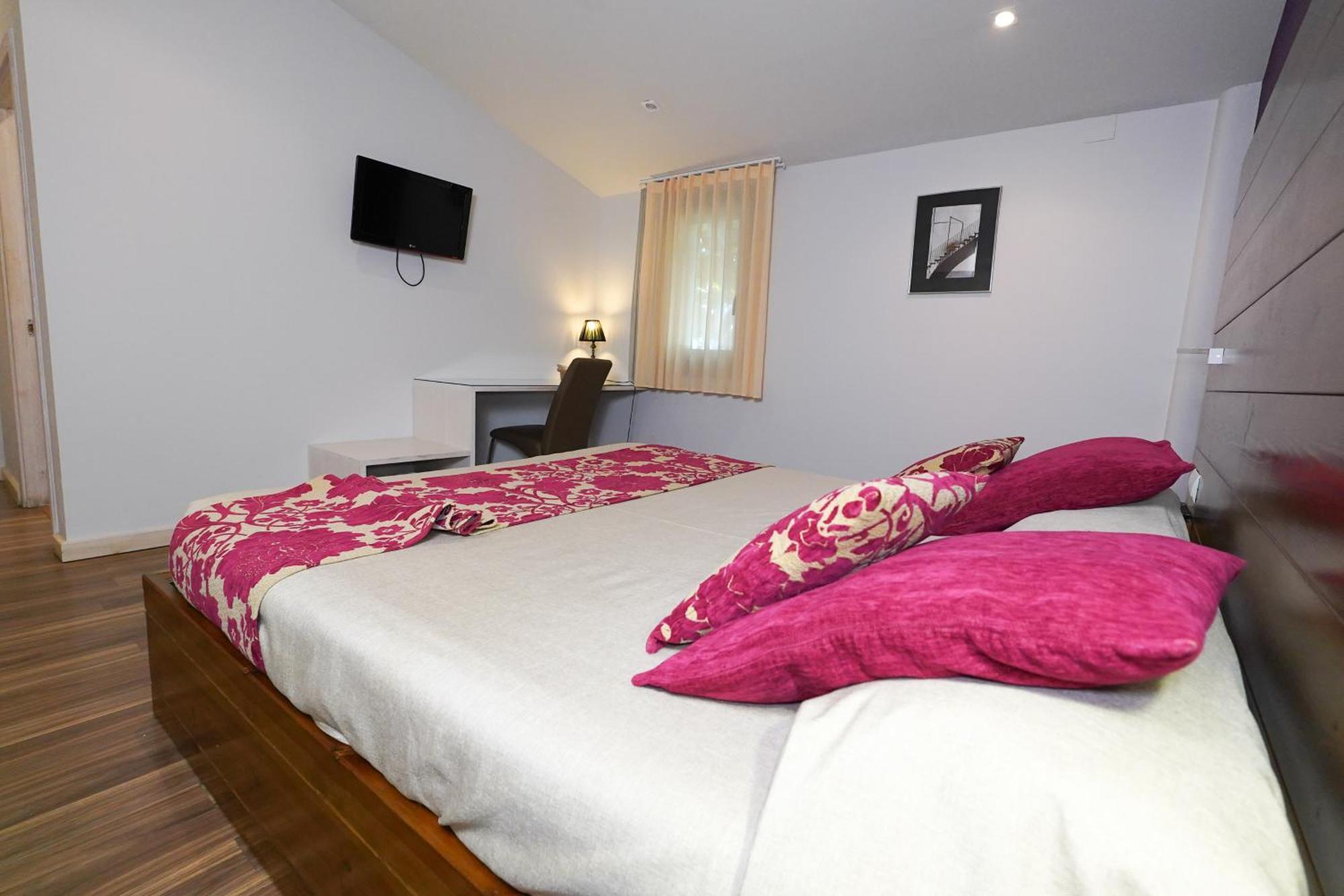 Hotel Mas Prades เดลแตเบรอ ภายนอก รูปภาพ